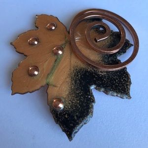 Vintage 50’s Matisse Maple Leaf pin brooch